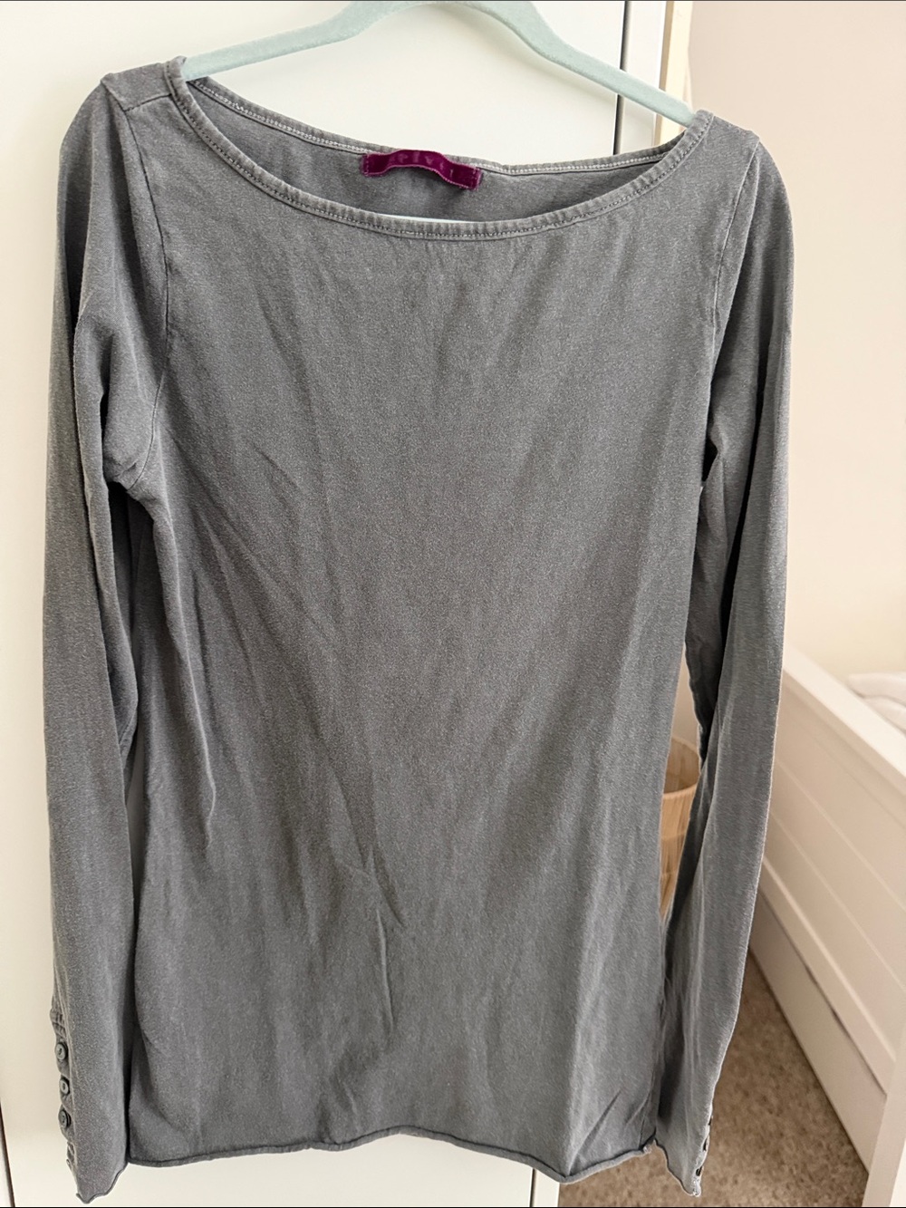 Velvet - Women's Long-Sleeve Boatneck Top in Gray. Size: Petite Small